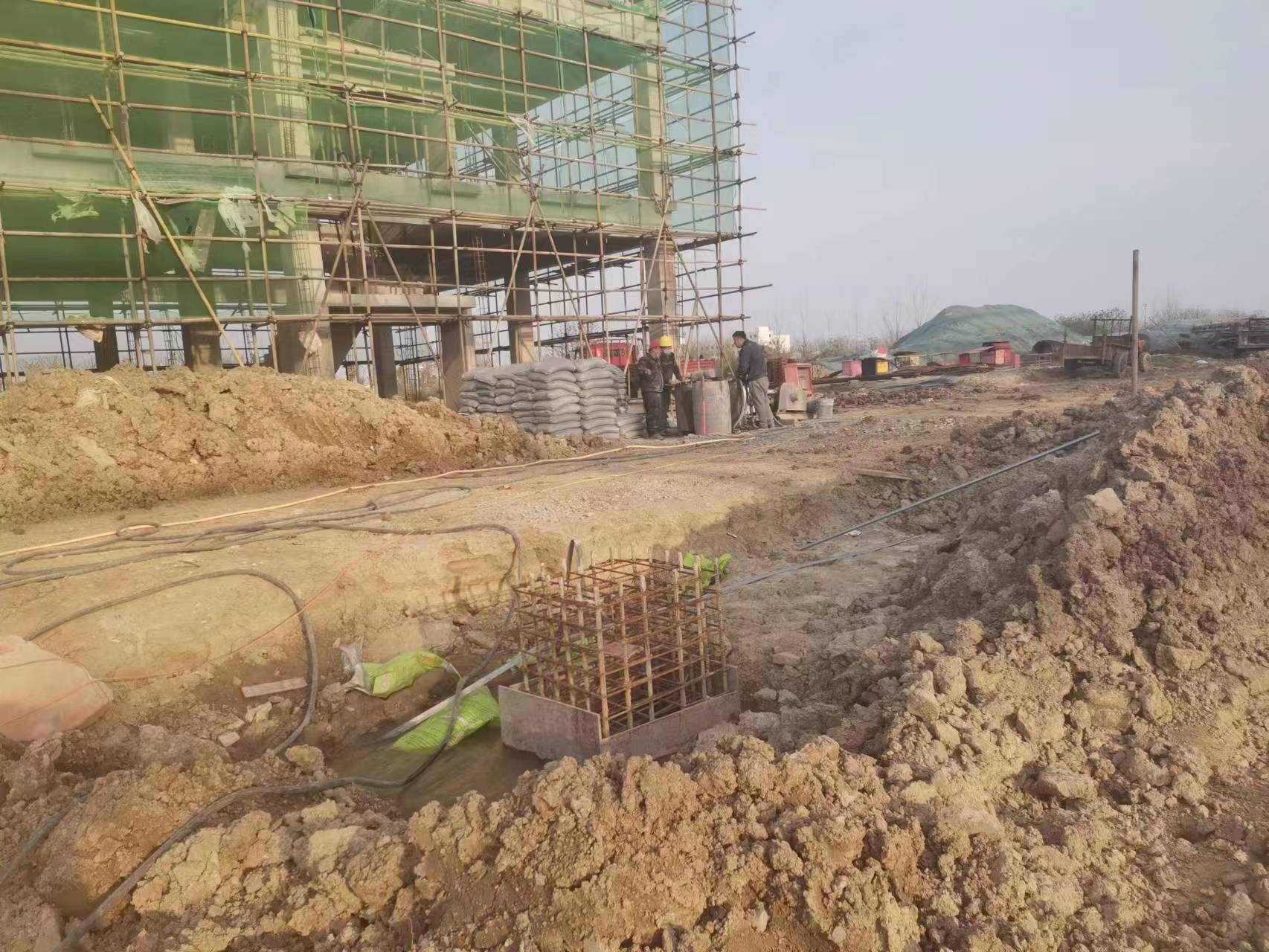 丹凤当桥梁出现裂缝的时候应该及时加固修补